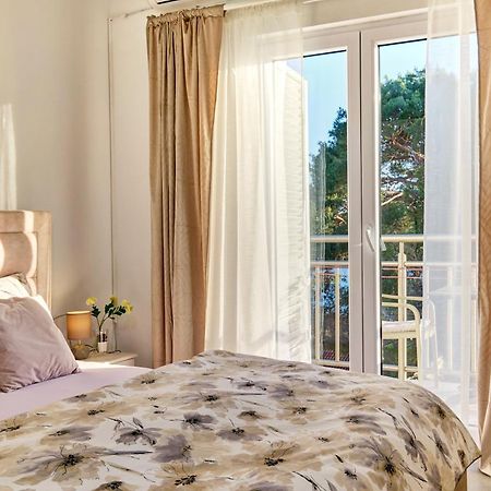 Calma Sea View Rooms มาลีโลชินจ์ ภายนอก รูปภาพ
